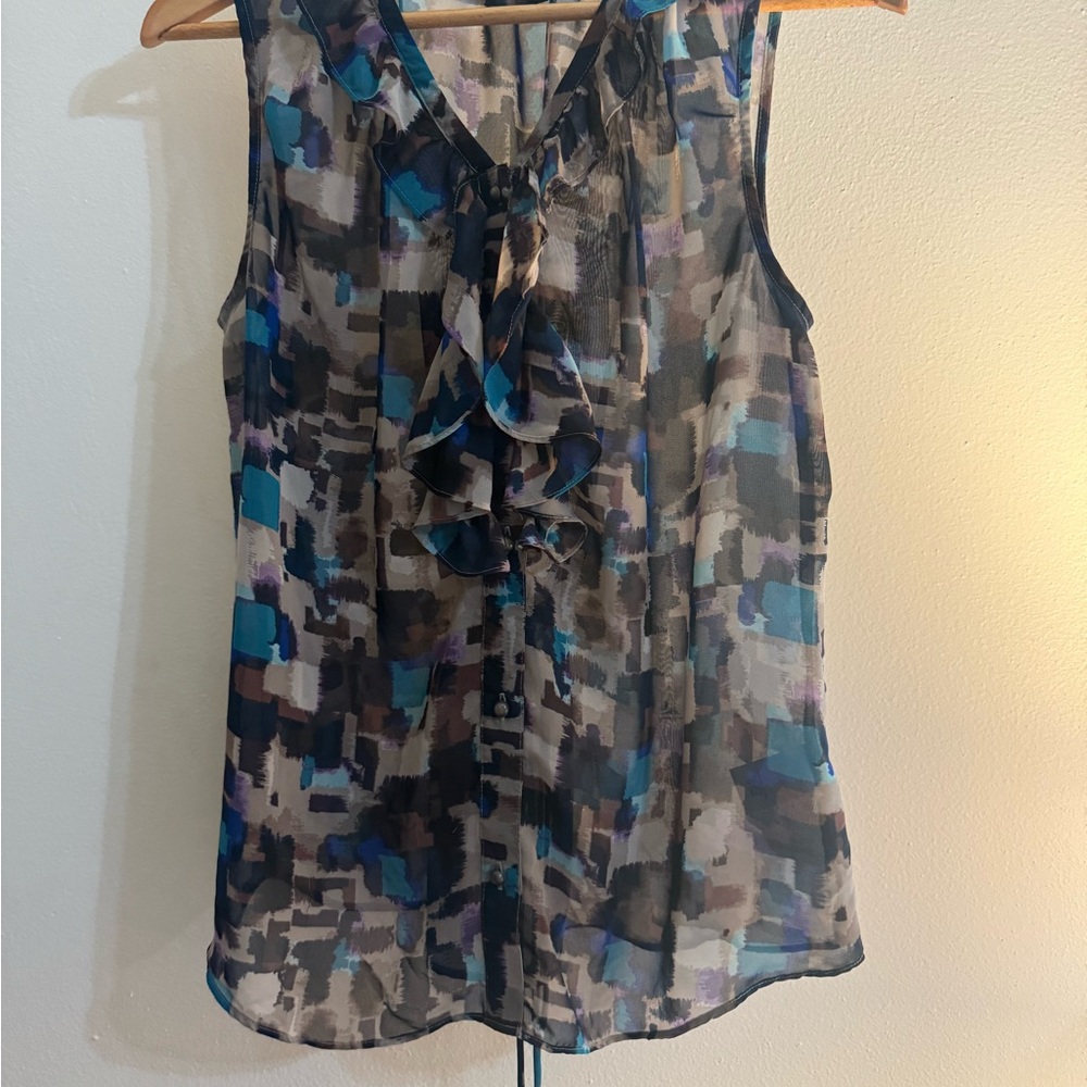 Women's Sleeveless Blouse